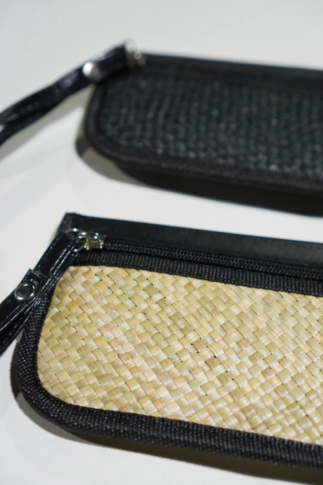 Natural Black Liham Mini - Image 3