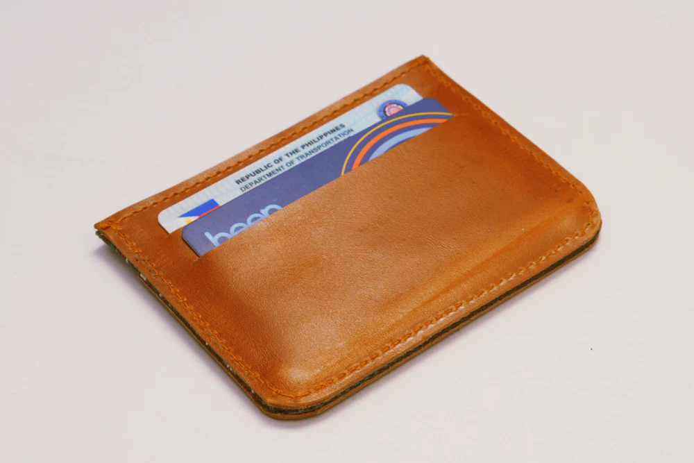 Marawi (Red) Leather Card Holder - Image 4