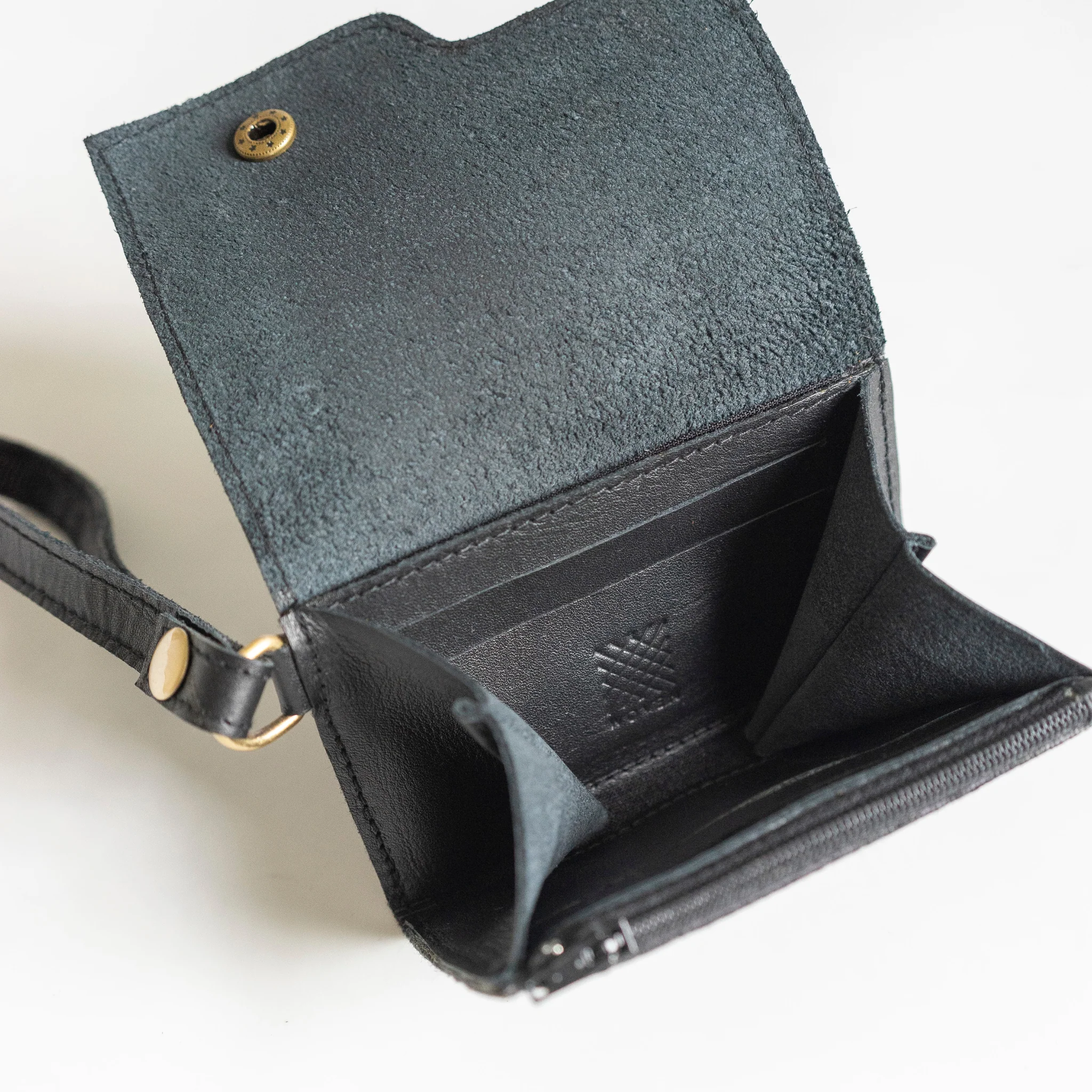 Marikit Wallet in Black - Image 3