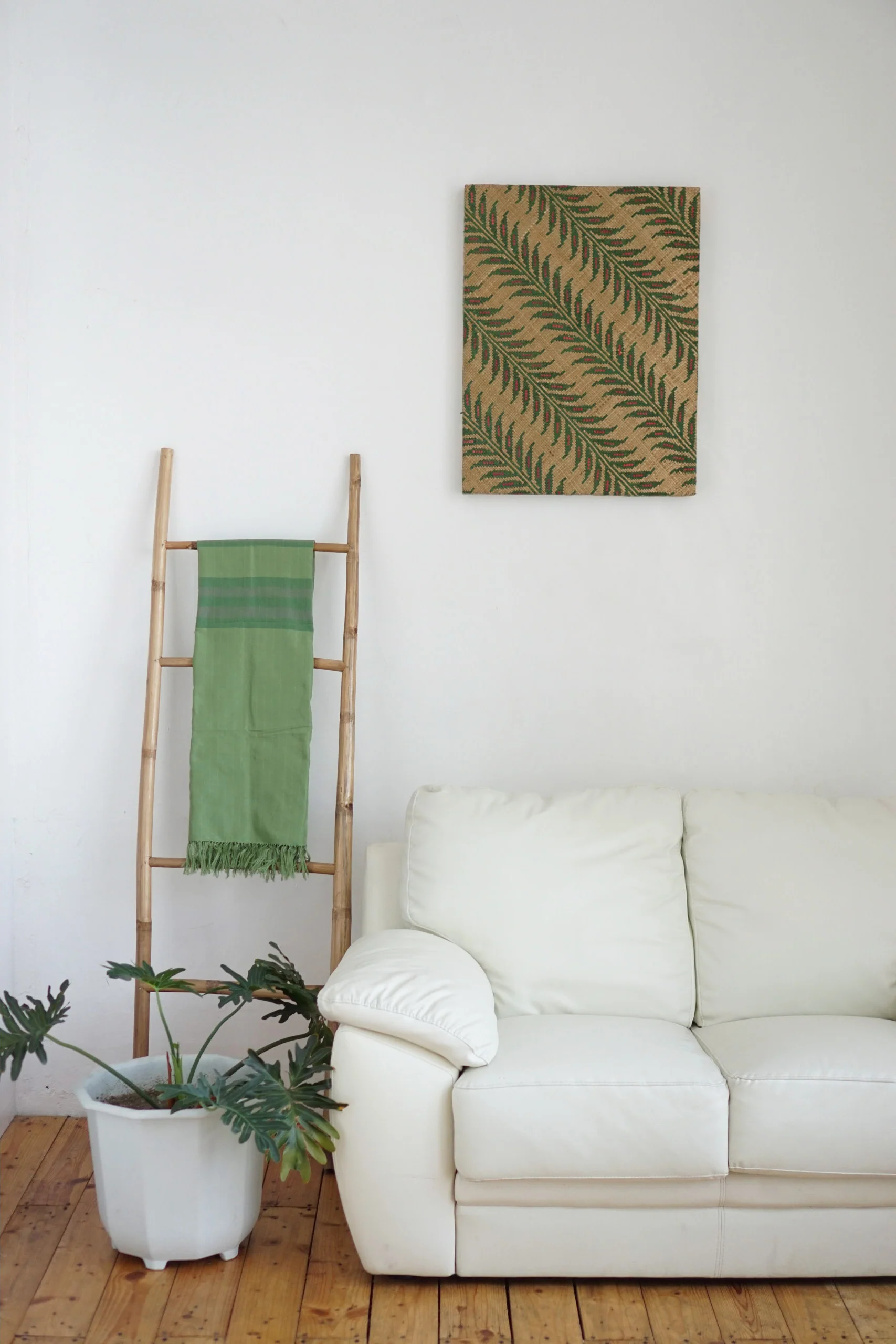 Large Banig Frames - Image 9